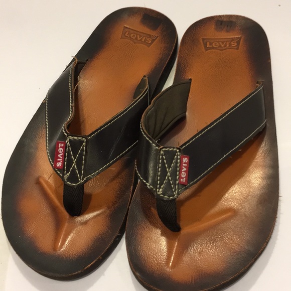 levis leather sandals